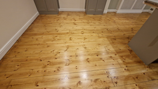 Floorboards Restoration with Victorian Pine Stain 4
