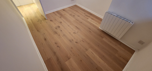 Timberlay Engineered Oak Flooring, Invisible, Lacquered 3